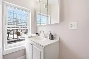 466 S Beech St, Manchester, NH 03103 - Photo 21