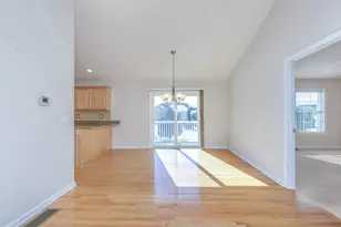 20 Cricketfield Ln, Hudson, NH 03051 - Photo 13