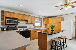 9 Cherry Hill Rd, Grafton, NH 03240 - Photo 3