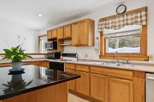 9 Cherry Hill Rd, Grafton, NH 03240 - Photo 9