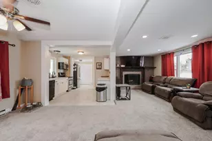 128 N Shore Rd, Derry, NH 03038 - Photo 5