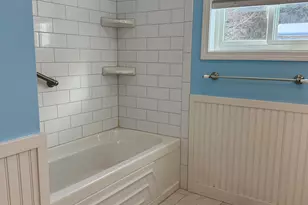 10 Vermont Dr, Hartford, VT 05001 - Photo 17