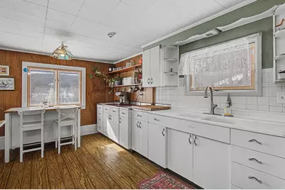 422 US Route 2, Middlesex,  05602 - Photo 1