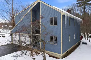47 Drew Woods Dr, Derry, NH 03038 - Photo 3