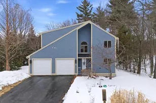 47 Drew Woods Dr, Derry, NH 03038 - Photo 1