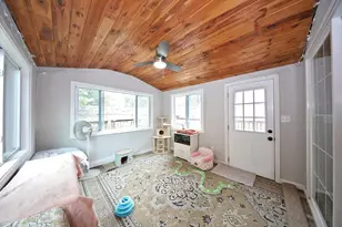 9 Lowell Ave, Dover, NH 03820 - Photo 3