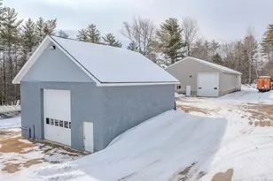 468 Mountain Ave, Northwood, NH 03261 - Photo 3