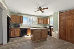 14 Lombard St, Colebrook, NH 03576 - Photo 5