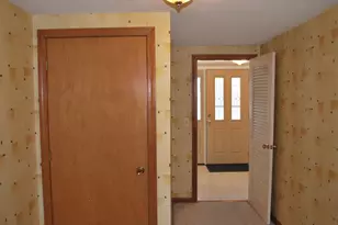 12 Oakdale Ave, Nashua, NH 03062 - Photo 7