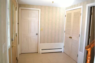 12 Oakdale Avenue, Nashua, NH 03062 - Photo 3