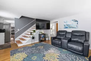 1 Lorraine St, Hudson, NH 03051 - Photo 9