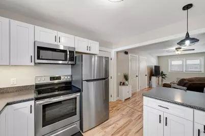 7E Blair Road, Essex Junction, VT 05452 - Photo 3