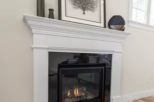 8 Megans Wy, Epping, NH 03042 - Photo 5