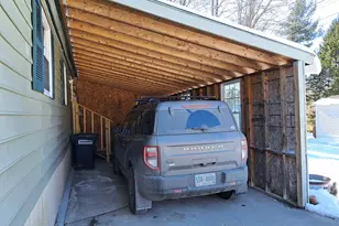 1025 Mountainview Ave, Charlestown, NH 03603 - Photo 3