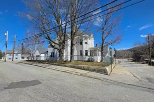 44 7th St, Berlin, NH 03570 - Photo 5
