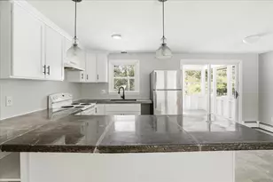 6 Hemlock Dr, Pelham, NH 03076 - Photo 13