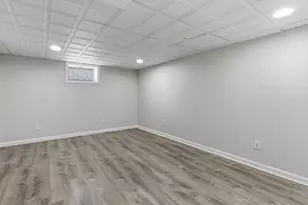 25 E Dunstable Rd, Nashua, NH 03060 - Photo 27