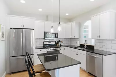 87 South Jefferson Road, South Burlington, VT 05403 - Photo 3