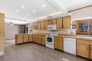 6 Goodbout Rd, Lincoln, NH 03251 - Photo 13