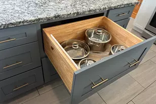 90 Tarbell St, Manchester, NH 03104 - Photo 13