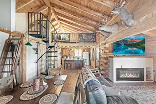 706 Diamond Pond Rd, Colebrook, NH 03576 - Photo 3