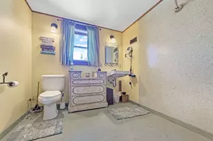 706 Diamond Pond Rd, Colebrook, NH 03576 - Photo 21