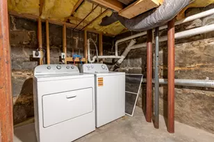 322 Nashua St, Milford, NH 03055 - Photo 27