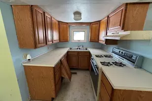 21 Academy St, Boscawen, NH 03303 - Photo 11