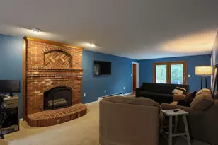 6 David Dr, Pelham, NH 03076 - Photo 9