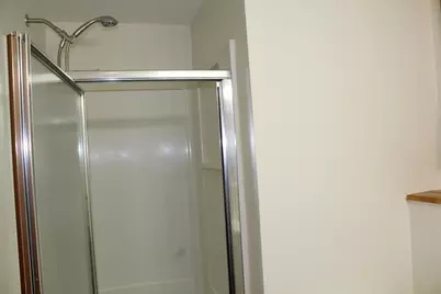 16 Towne Drive, Derry, NH 03038 - Photo 17