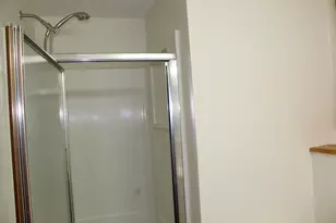 16 Towne Dr, Derry, NH 03038 - Photo 17