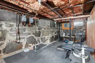 247 Walnut St, Manchester, NH 03104 - Photo 41