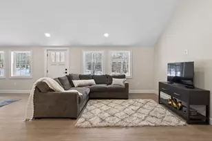 33 McCrillis Rd, Nottingham, NH 03290 - Photo 11