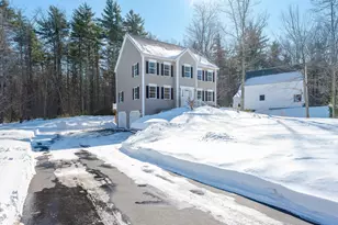 82 Ebony Dr, Rochester, NH 03867 - Photo 3