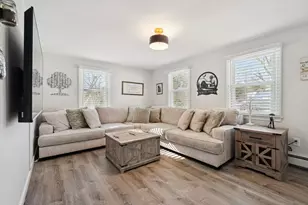 9 Berry Hill Rd, Hooksett, NH 03106 - Photo 11