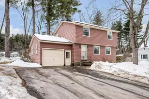 14 Spruce St, Hudson, NH 03051 - Photo 1