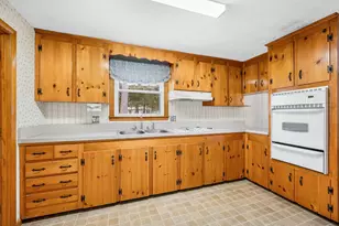 14 Spruce St, Hudson, NH 03051 - Photo 11