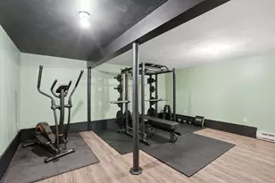 128 Sandstone Cir, Londonderry, NH 03053 - Photo 17