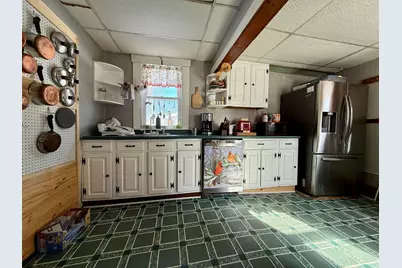 2 Hutchinson Street, Franklin, NH 03235 - Photo 9