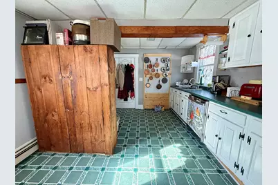 2 Hutchinson Street, Franklin, NH 03235 - Photo 9