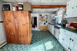 2 Hutchinson St, Franklin, NH 03235 - Photo 9