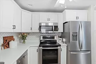 131 Indian Rock Rd, Merrimack, NH 03054 - Photo 5