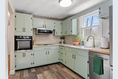 15 Briar Avenue, Salem, NH 03079 - Photo 9