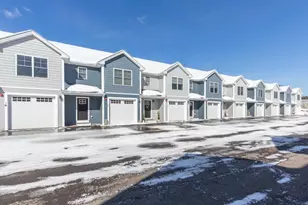 7 Dumaine Ave, Nashua, NH 03063 - Photo 3