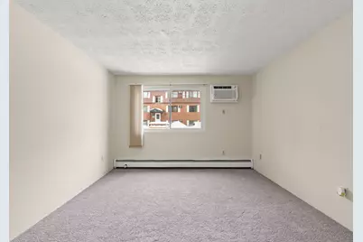 555 Calef Road #1, Manchester, NH 03103 - Photo 3