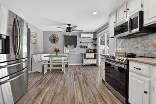 11 Pingree Hill Rd, Derry, NH 03038 - Photo 3