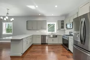 14 Stonehenge Cir, Northfield, NH 03220 - Photo 3