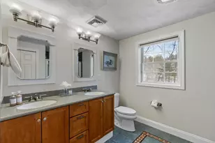 40 Westfall Rd, Pelham, NH 03076 - Photo 29