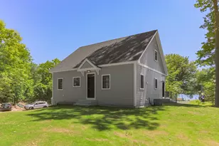 11 Sunset Ave, Hampstead, NH 03841 - Photo 3