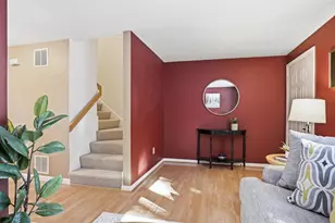 33 Cranleigh Mews, Nashua, NH 03063 - Photo 3